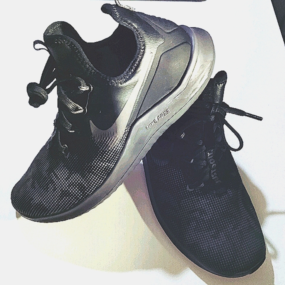 Nike sneakers for women